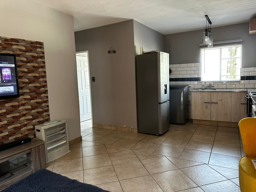 2 Bedroom Property for Sale in Rustenburg Central North West